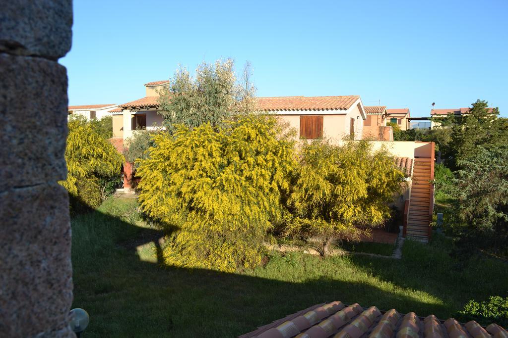 Apartments Mimose Badesi Exterior photo