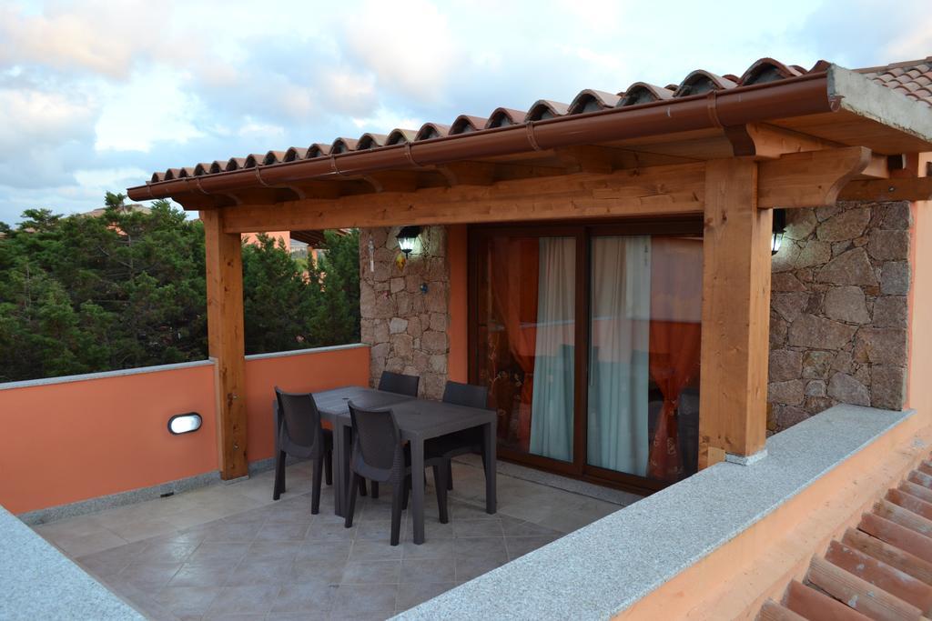 Apartments Mimose Badesi Exterior photo